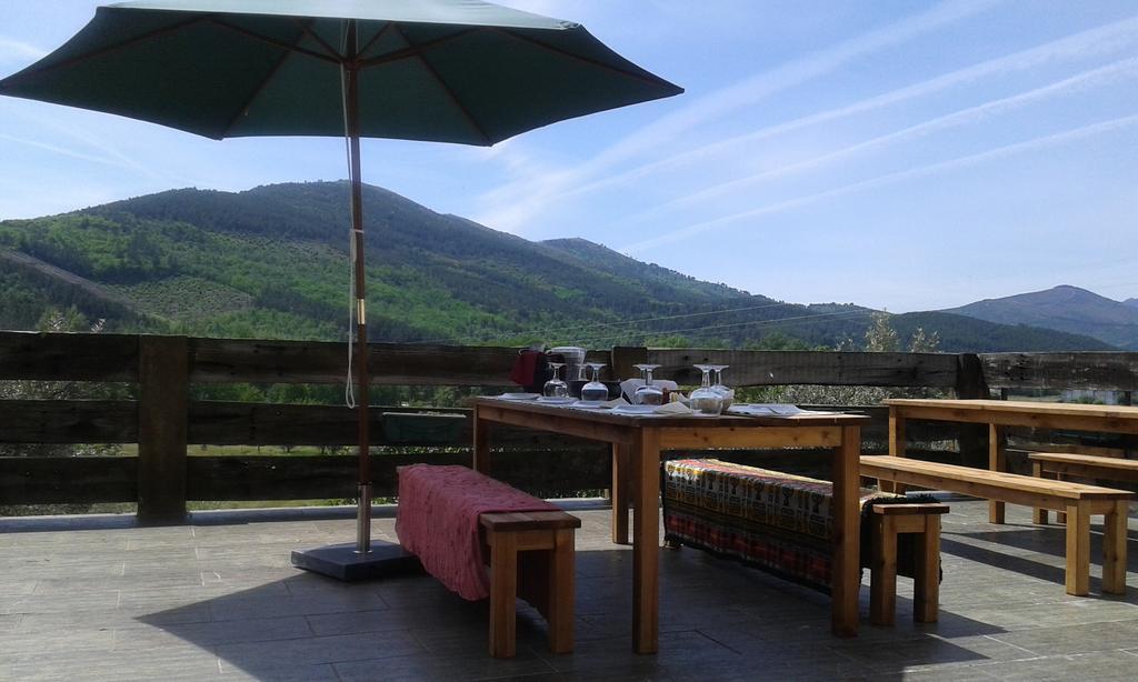 Soadro Do Zezere Hotel Valhelhas ภายนอก รูปภาพ