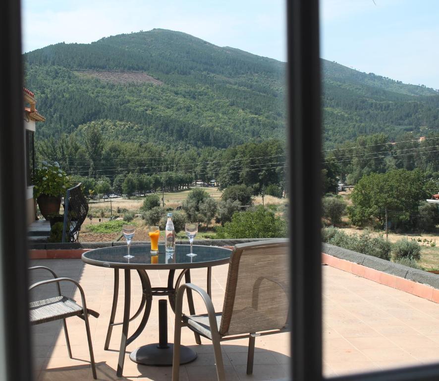 Soadro Do Zezere Hotel Valhelhas ภายนอก รูปภาพ